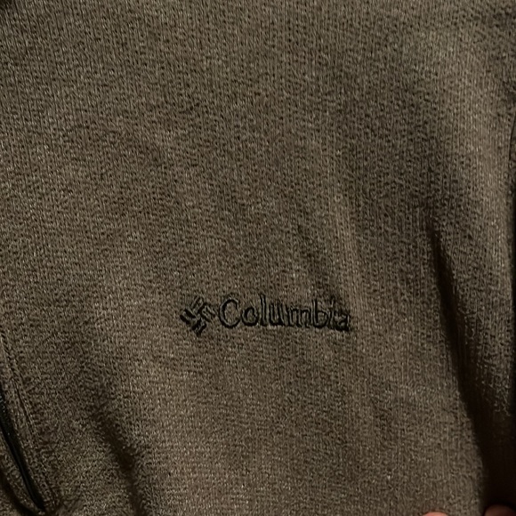Columbia 1/4 Zip - Picture 2 of 4